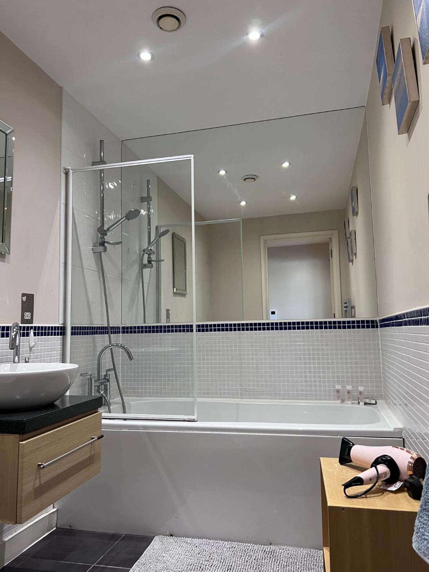 Great City Centre Getaway Apartment 2 Bed Near The Beach And Shopping Area Swansea Exterior photo